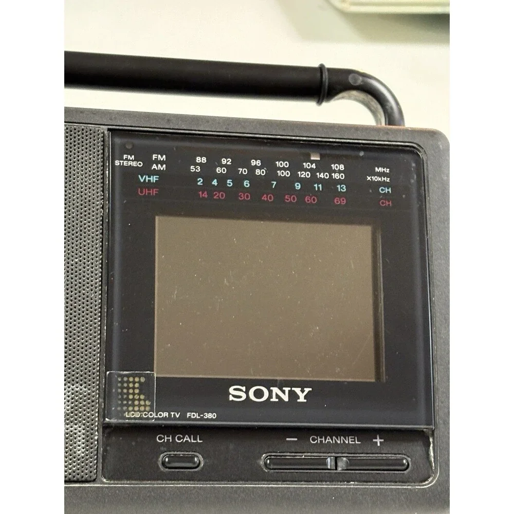 Sony FDL-380 Color Watchman TV AM/FM Portable Retro Japan Tested & Working